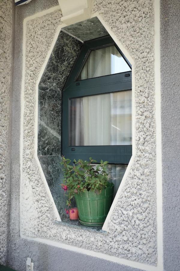 Irenes Apartment Kallithea  Екстериор снимка